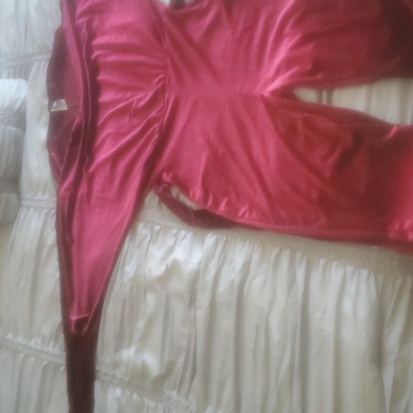 Solid velvet 3/4 sleeve jumpsuit burgundy - Picture 3 of 5